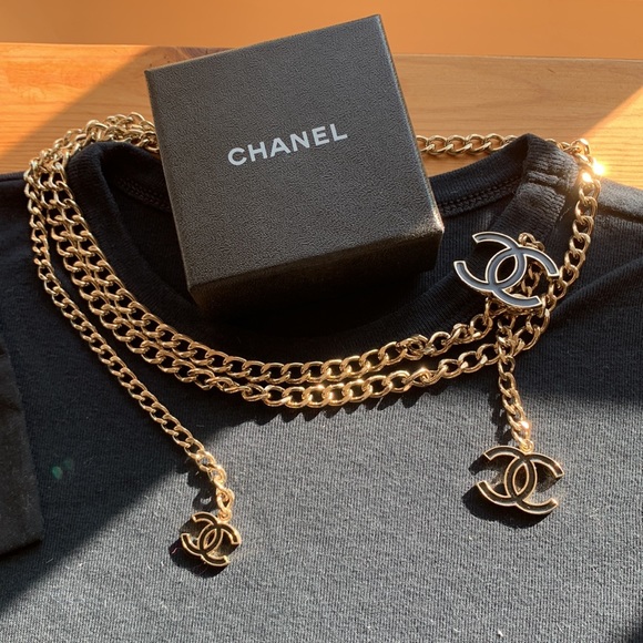 CHANEL ? RARE Soft Gold Chain CC Charm Belt or Necklace Dangling Black Charms main image 4